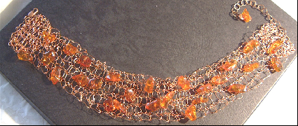 Amber knitted choker